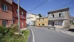 Calle con casas tradicionales en el Núcleo de San Vicente de Elviña