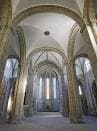 Amplia vista interior de la nave central de la Iglesia de San Domingos de Bonaval