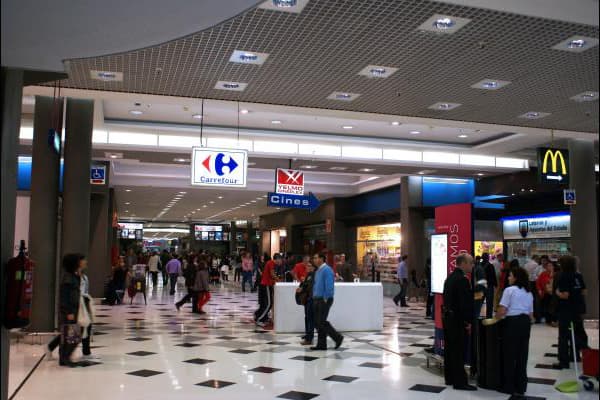 Recogida anual navideña de juguetes de Cruz Roja