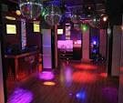 Pista de baile y luces de la discoteca Olimpo