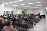Auditorio o sala de conferencias con público en la Facultade de Ciencias da Educación e do Deporte