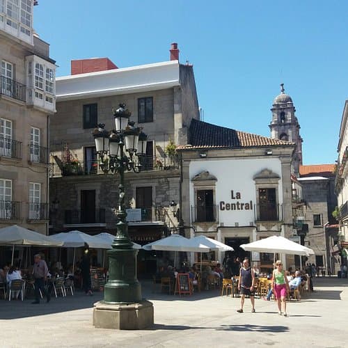 Parque Central - Almacén