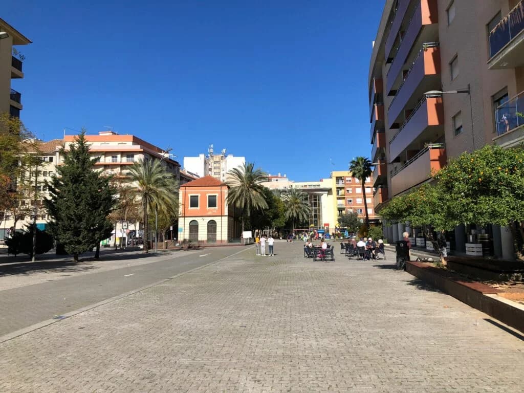 La Vía Street in Denia - Qué ver en Dénia