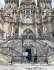 Detalle de la entrada principal de la Catedral de Santiago con su escalinata