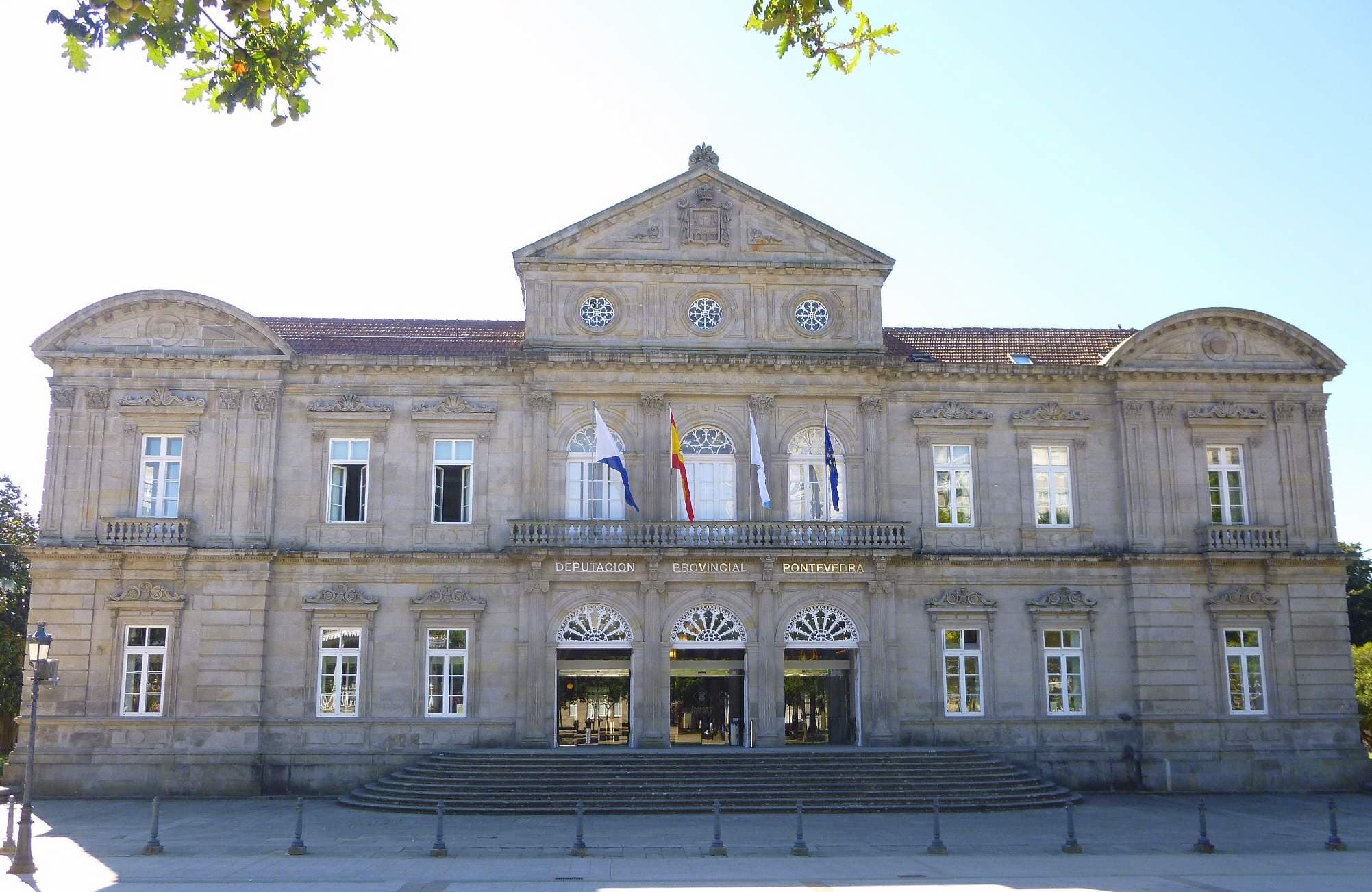 Iluminación del Pazo Provincial en el Día Mundial de la Dislexia