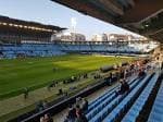 Vista panorámica del interior del Estadio de Balaídos con las gradas y el césped