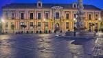 File:Palacio arzobispal de Sevilla. Fachada principal.jpg - Wikipedia