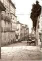 Antigua vista de la Rúa Bailén en Ourense con edificios tradicionales