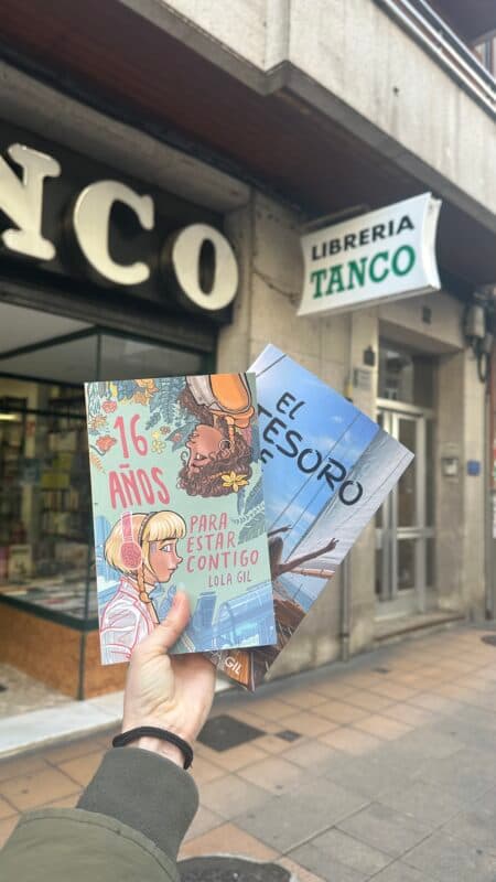 Punto de venta en librerías – Ourense - Lola Gil Autora