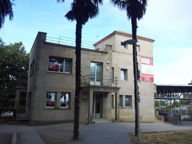 GC4HN9G Vigo - Centro Civico Teis (Traditional Cache) in Galicia ...
