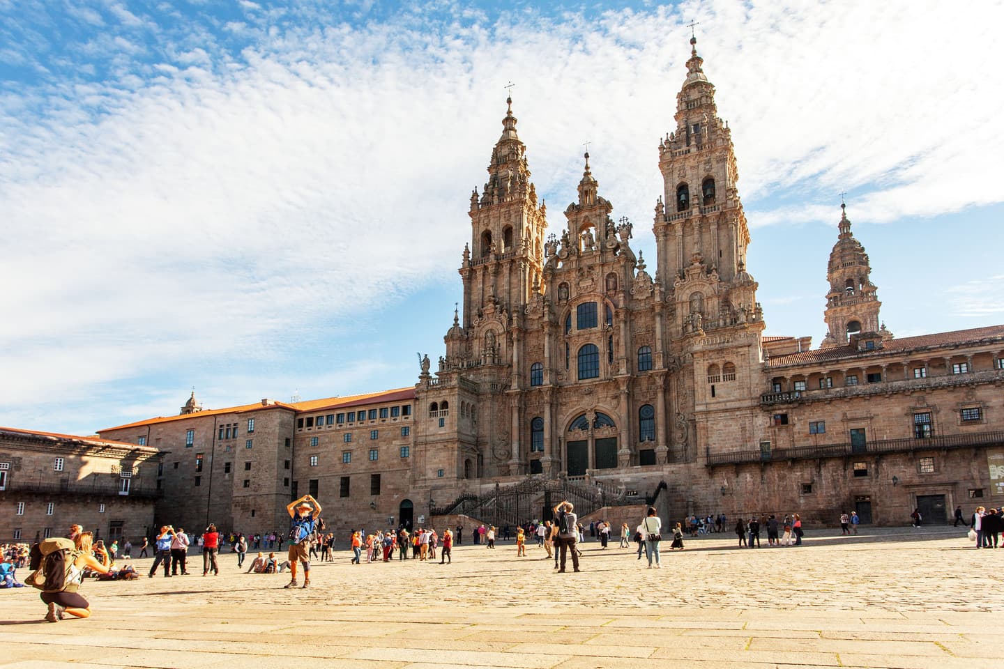 Fachada barroca de la Catedral de Santiago de Compostela en la Praza do Obradoiro