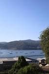 Vista de la ría de Vigo con bateas desde el Parque de A Riouxa