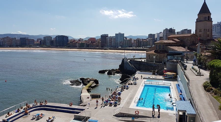 REAL CLUB ASTUR DE REGATAS, Gijon - Cimadevilla - Restaurant ...
