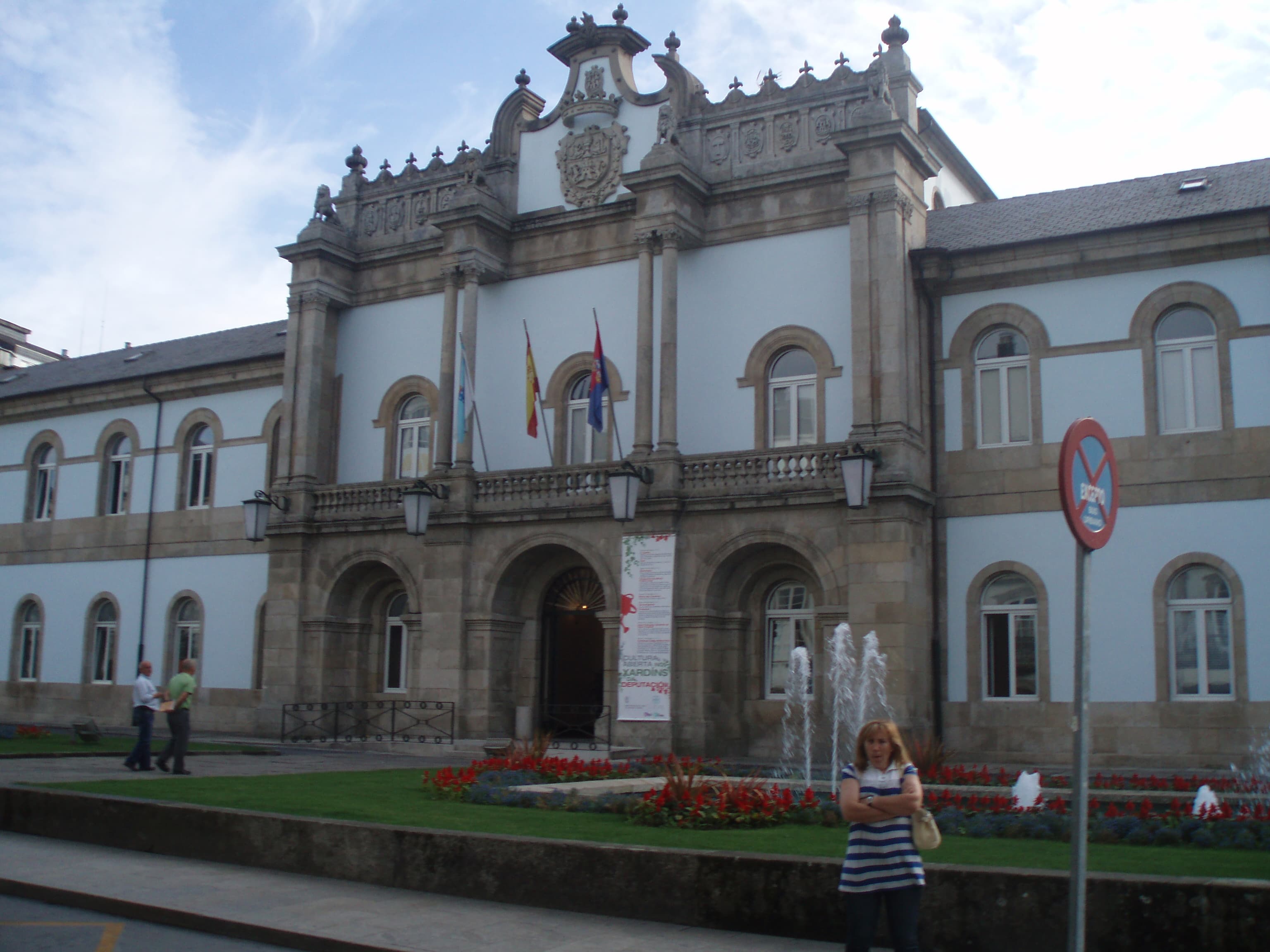 Fachada principal del edificio de la Diputación Provincial de Lugo