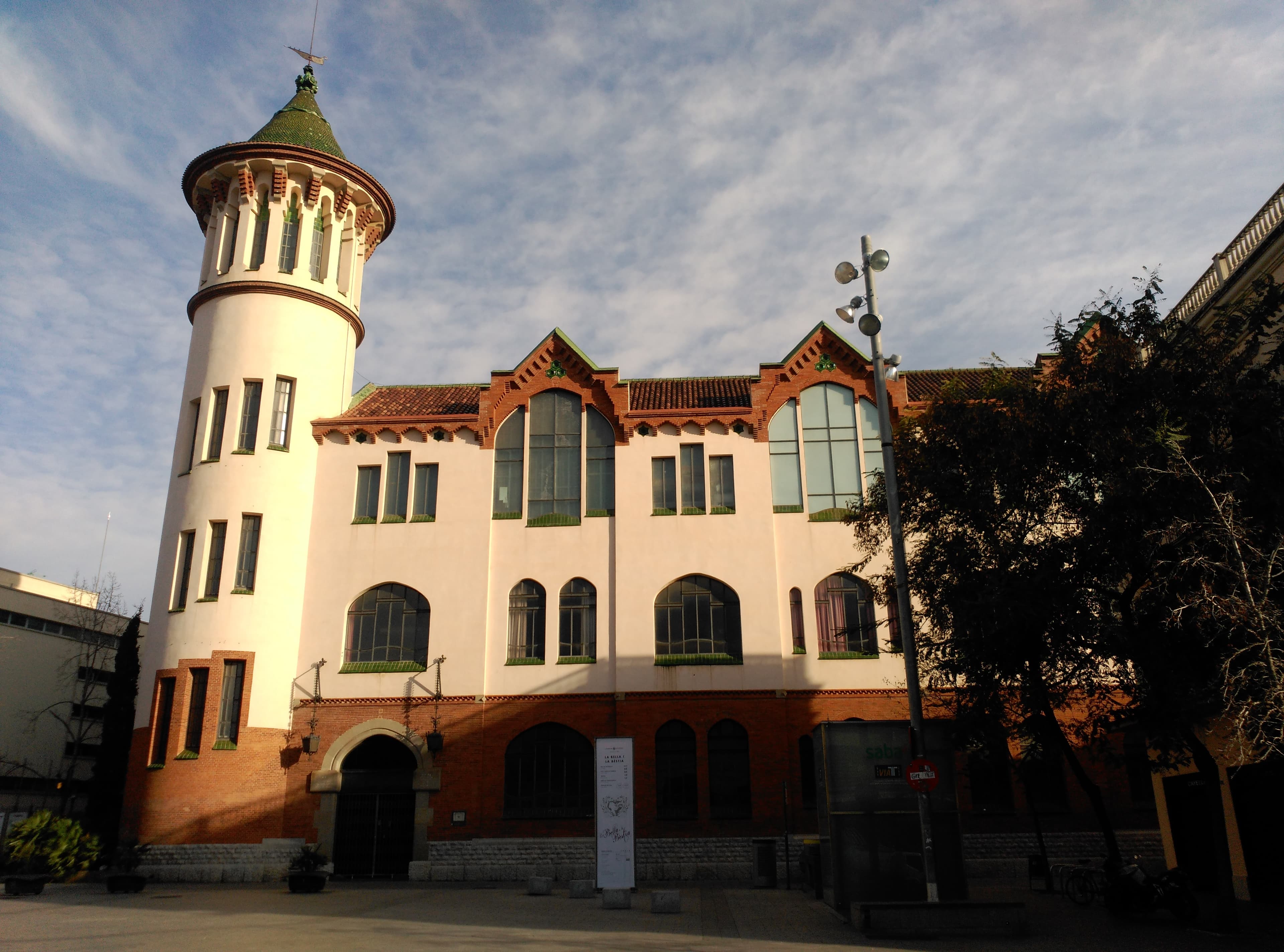 Viu el Vallès | A walk through the modernist and industrial Sabadell