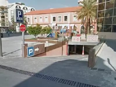 La Vía Car park in Calle Patricio Ferrándiz, 77, Dénia | Parclick