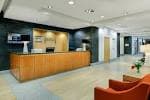 Recepción y área de bienvenida del Hotel Hesperia A Coruña Centro