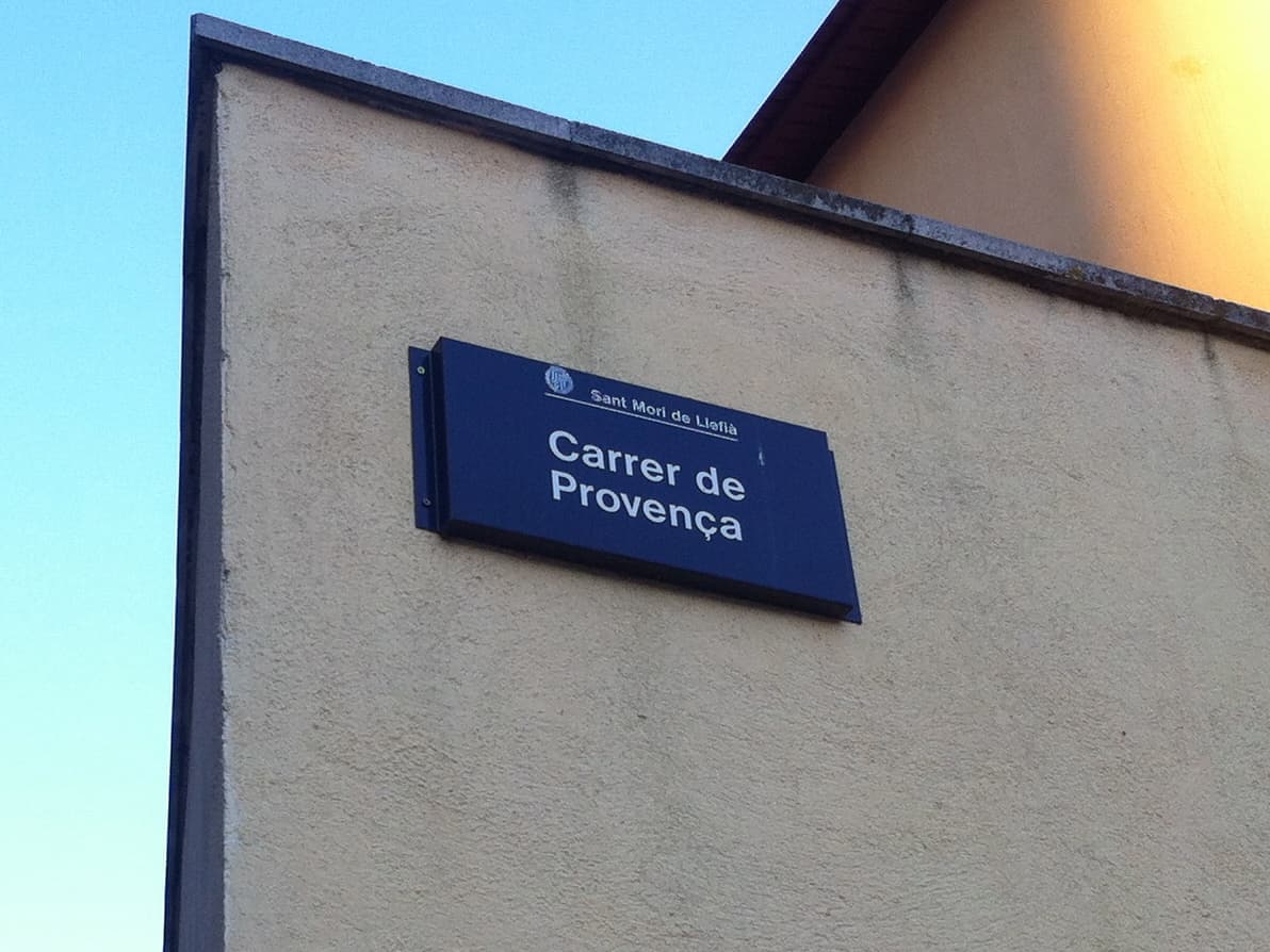 File:Carrer de Provença, Sant Mori de Llefià, Badalona.JPG ...