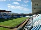 Perspectiva del campo y las gradas del Estadio de Balaídos en un día soleado
