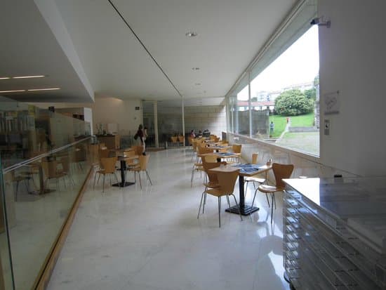 EL HORNO DE AMARA. Taller para adultos mayores de los barrios próximos al CGAC