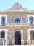 Detalle de la fachada central de la Casa Consistorial de Pontevedra