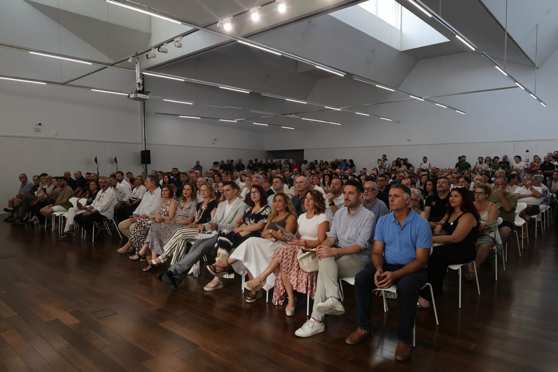 Homenaje a 42 festeros y festeras - In Memoriam
