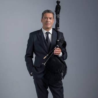 'Platinum Europe Award 25 Aniversario' Hevia