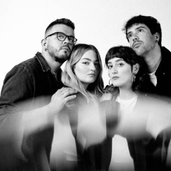 Concierto de Sua: Presentación de 'Bide ilunek argitzen zuten dena'