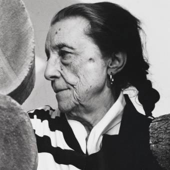 Proyección y charla: Louise Bourgeois: La escultura y la cólera