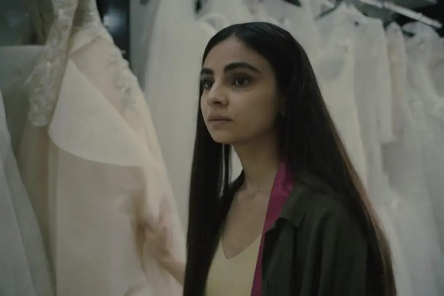 Proyección de Elaha y vídeo-fórum