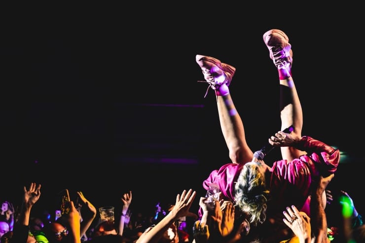 Peaches Spotlight Show