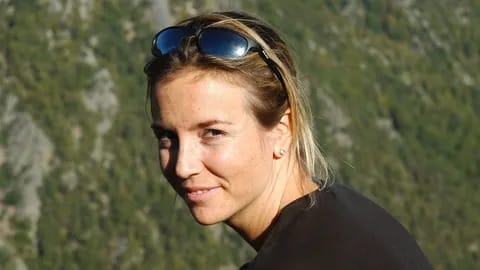 Conferencia El hombre y la Tierra con Odile Rodríguez de la Fuente