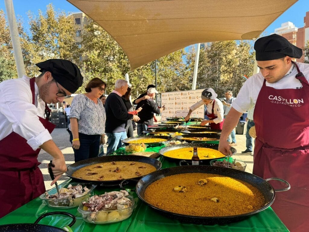 IV Concurso Internacional de Arroz a Banda y V Concurso de Arroz con Pilotes de Nadal