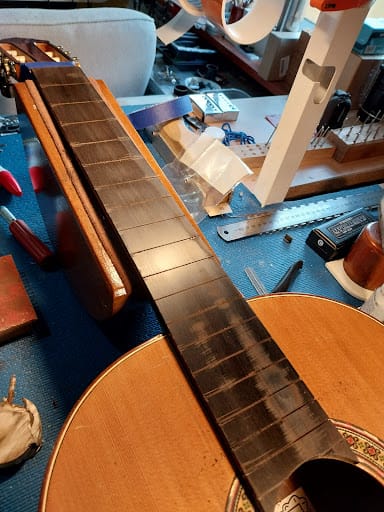 RK Custom Guitar: Luthería artesanal en Pontevedra