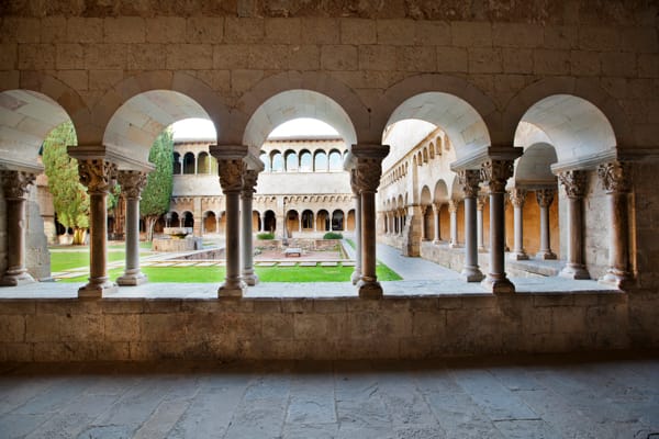 El claustro románico de Sant Cugat: arte medieval