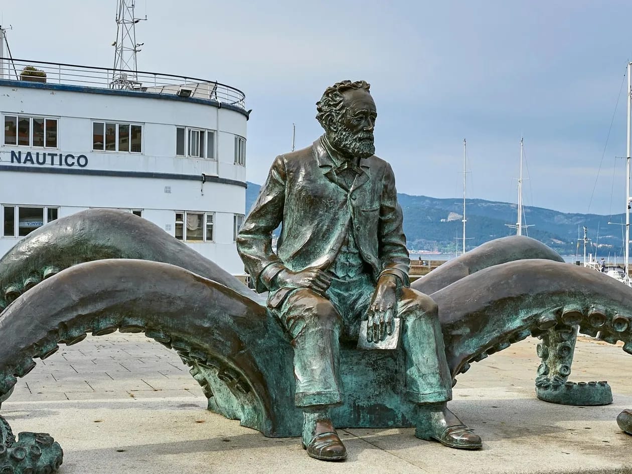 Ruta de fantasía por Vigo: tras los pasos de Julio Verne