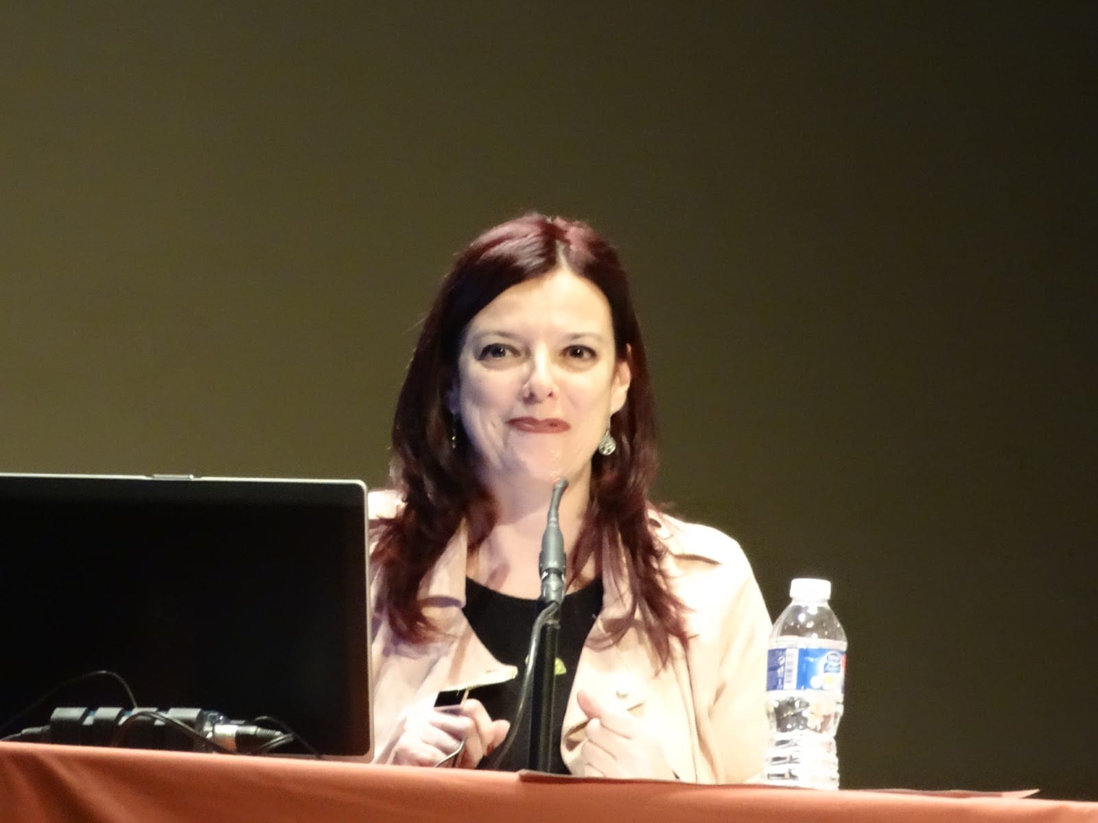 Pandora y la malvada estirpe de las mujeres