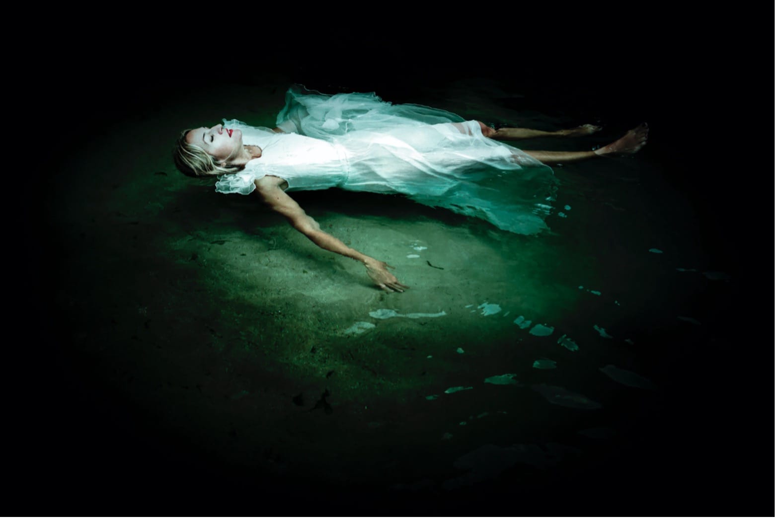 Icono encarnado (Clausura)