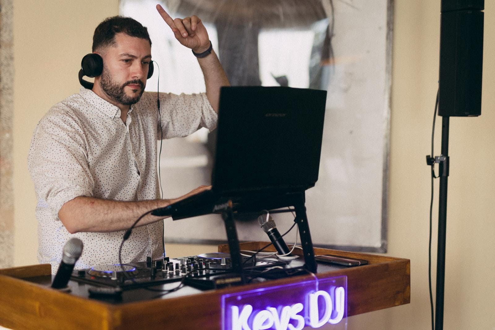 Sesión DJ con Keys DJ y BY.KOKKEE