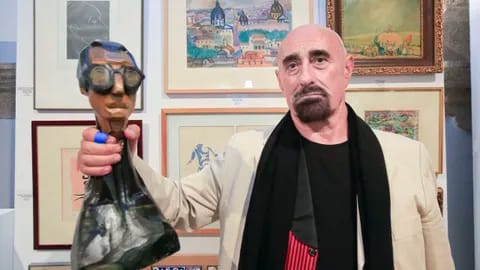 Visita guiada: 'Paseando cariñosas alimañas' - Paco Pestana