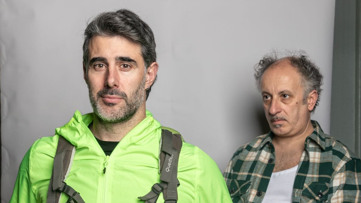 GO HOME. David Amor y Josito Porto