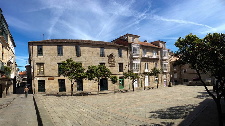 Pontetapas en Pontevedra: Menú del Día y Tapas Gallegas
