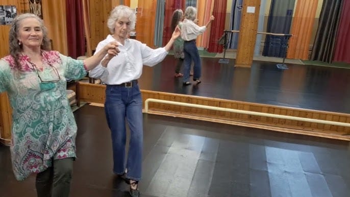 Taller de danzas del mundo con Pilar Conde