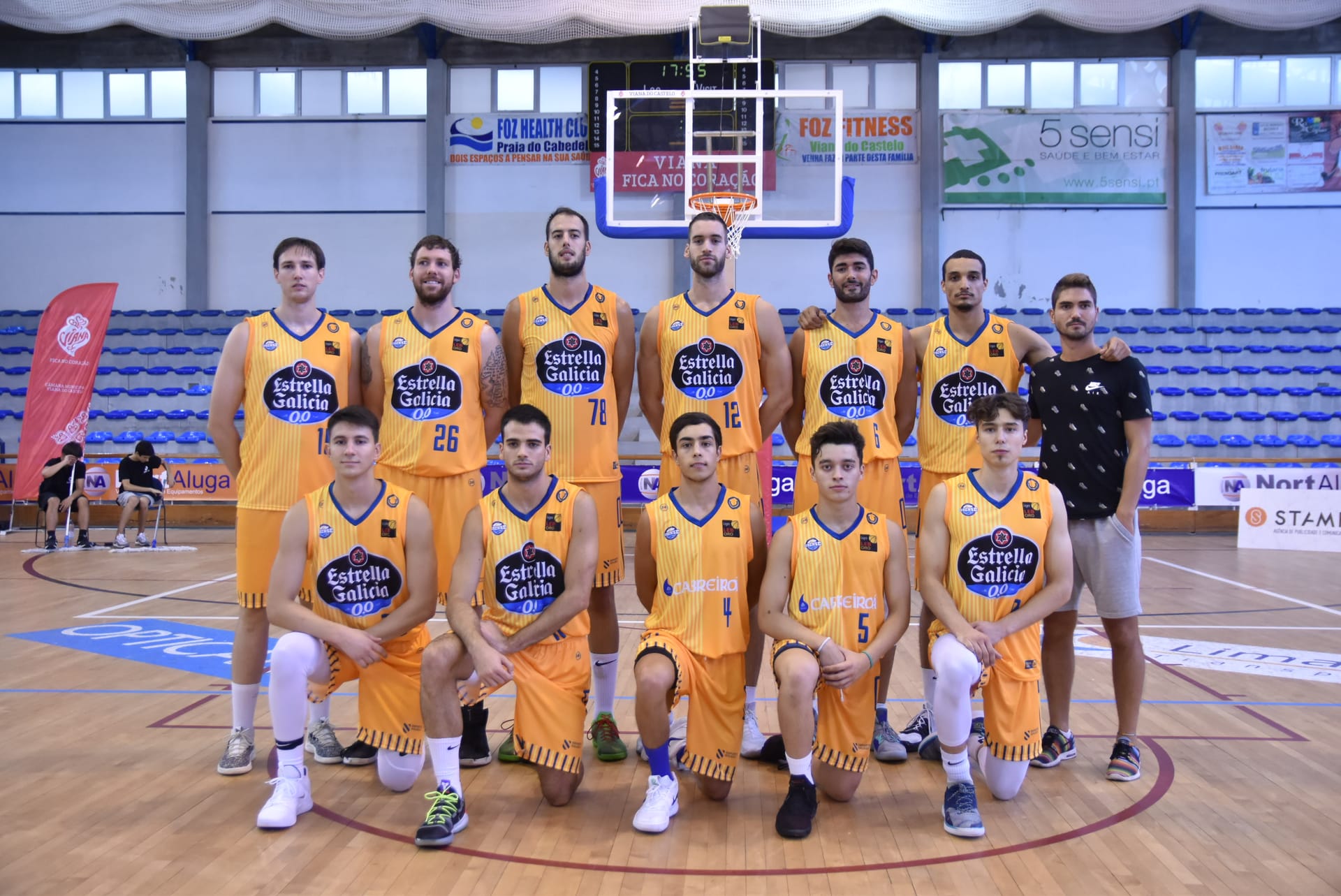 Enchúfate a unha caña