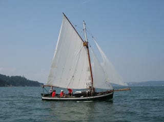 Travesías a vela por la ría