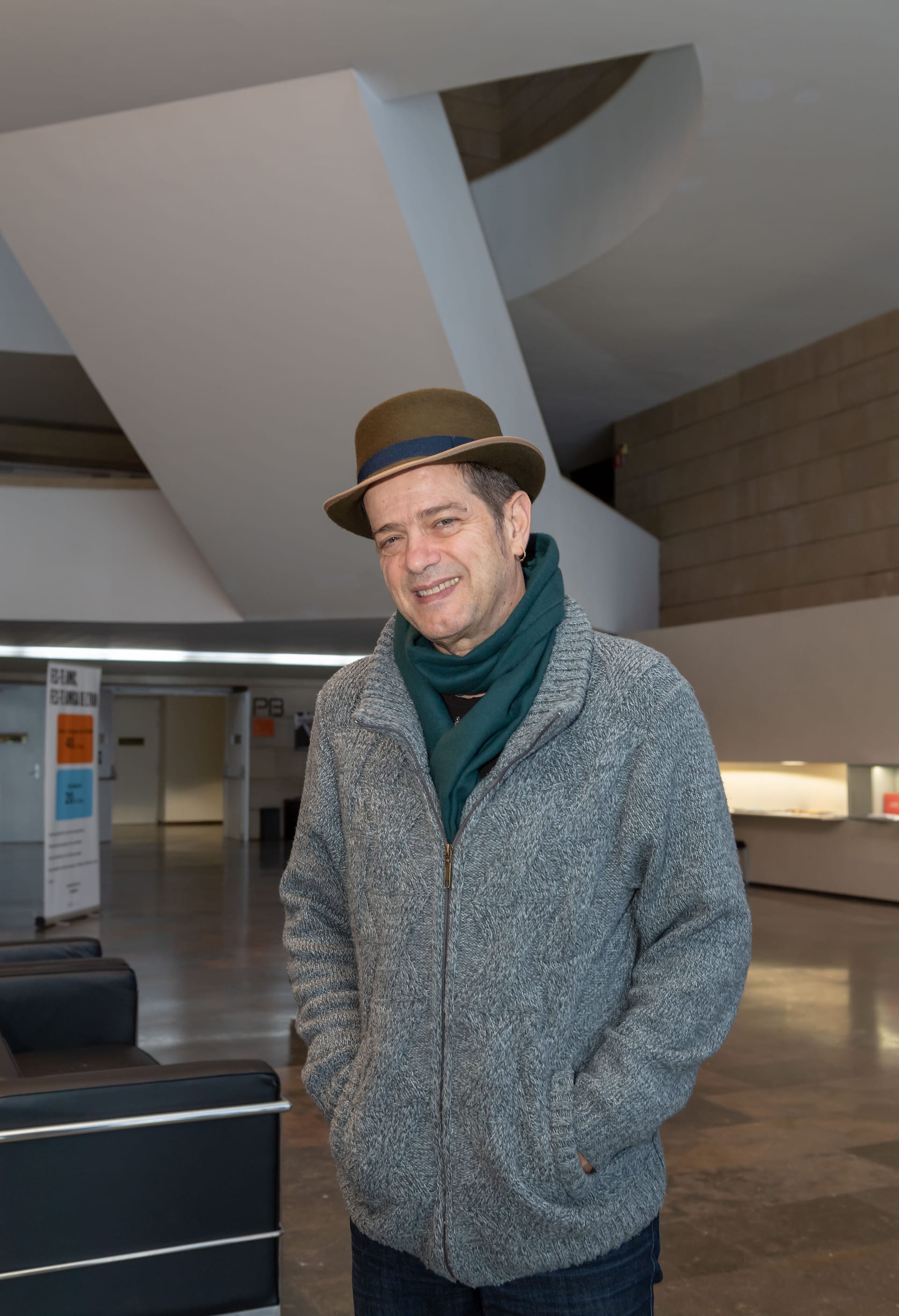 Santiago Auserón - La Academia Nocturna