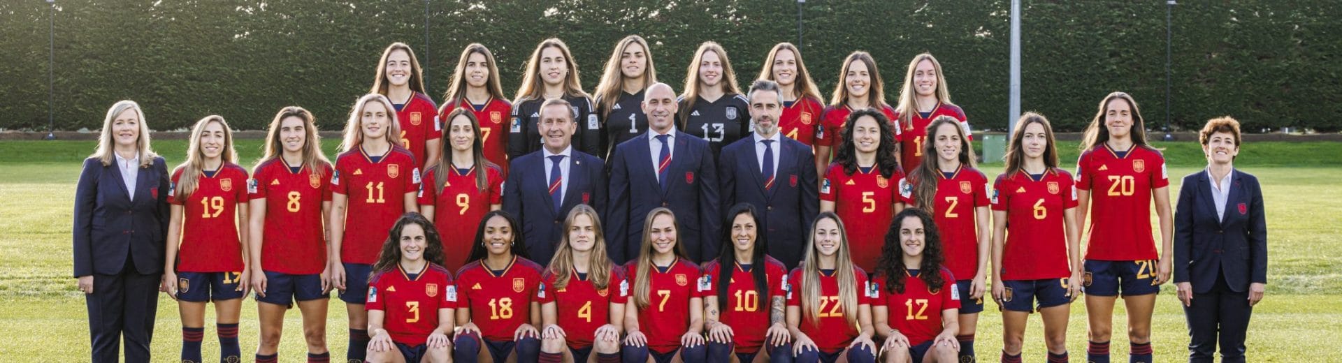 Pantalla gigante para la final de la Eurocopa femenina de fútbol