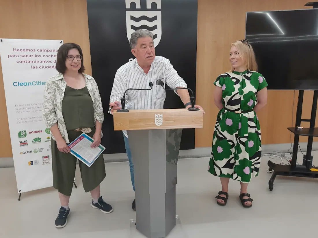 Acto institucional por el 25-N