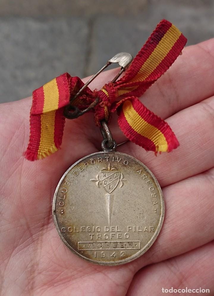 75 años de altruismo del Areosa plasmado en imágenes