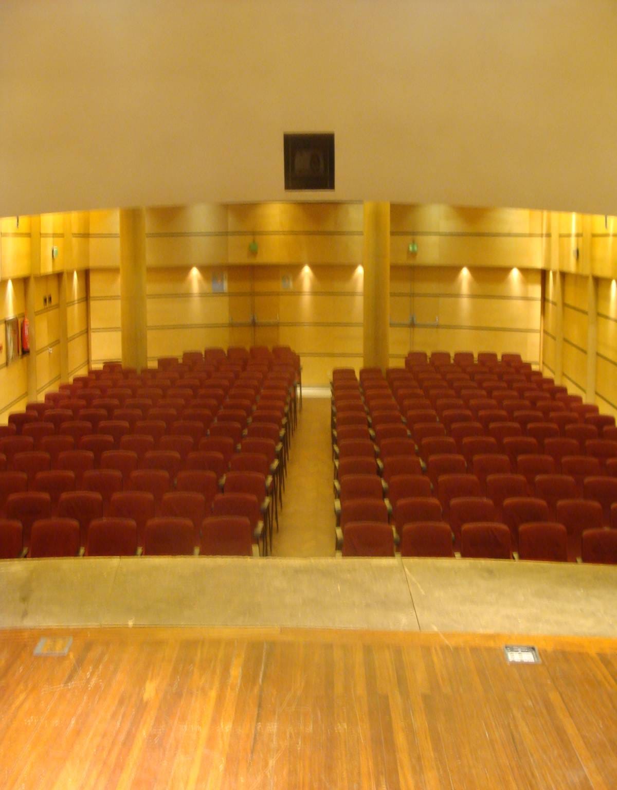 Planes de sábado en Betanzos: teatro y cena en el casco viejo